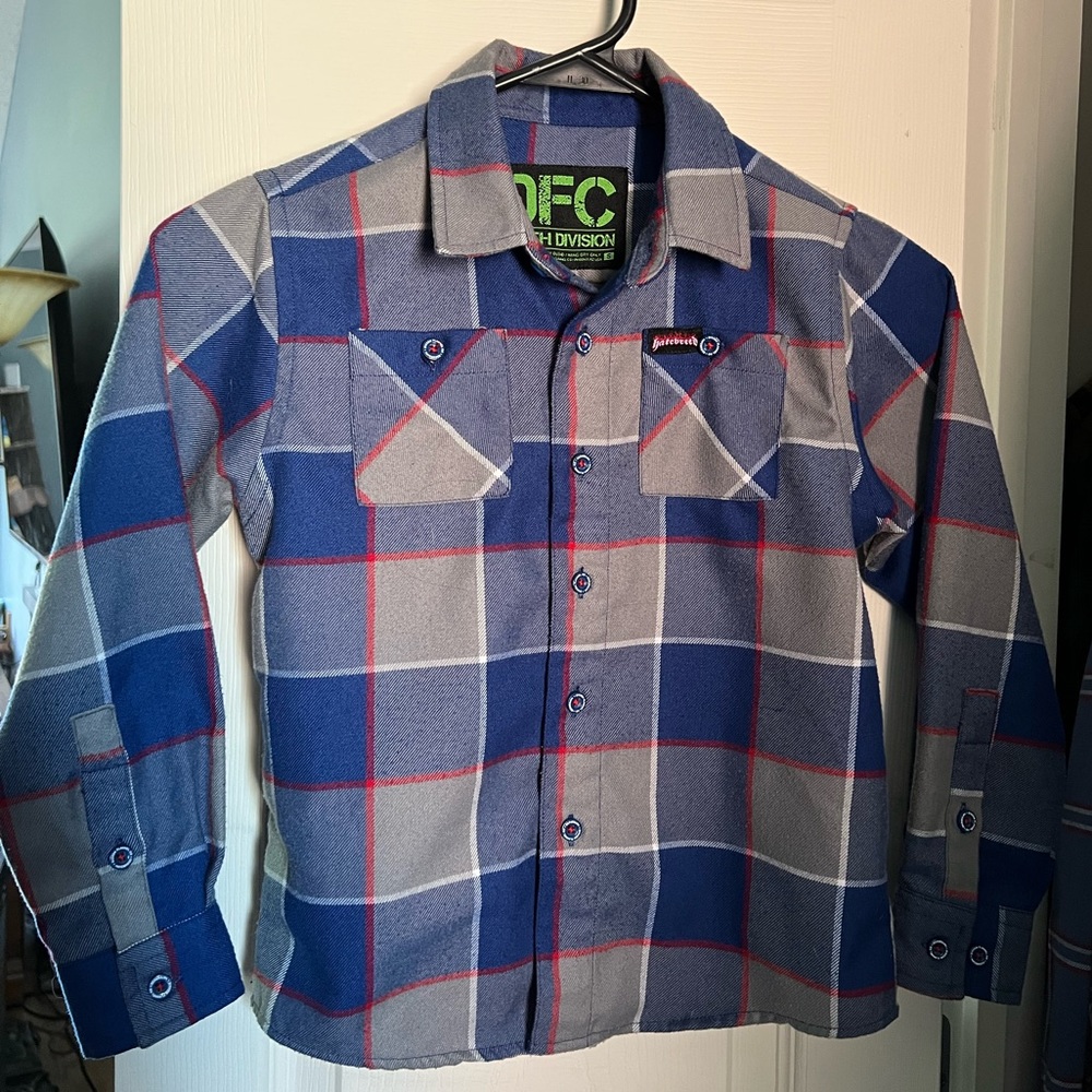Dixxon boys size small Hatebreed